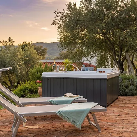 S'olioni By Interhome