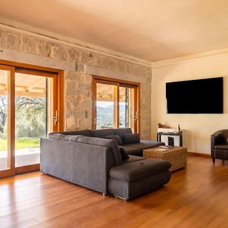 S'olioni By Interhome Loceri